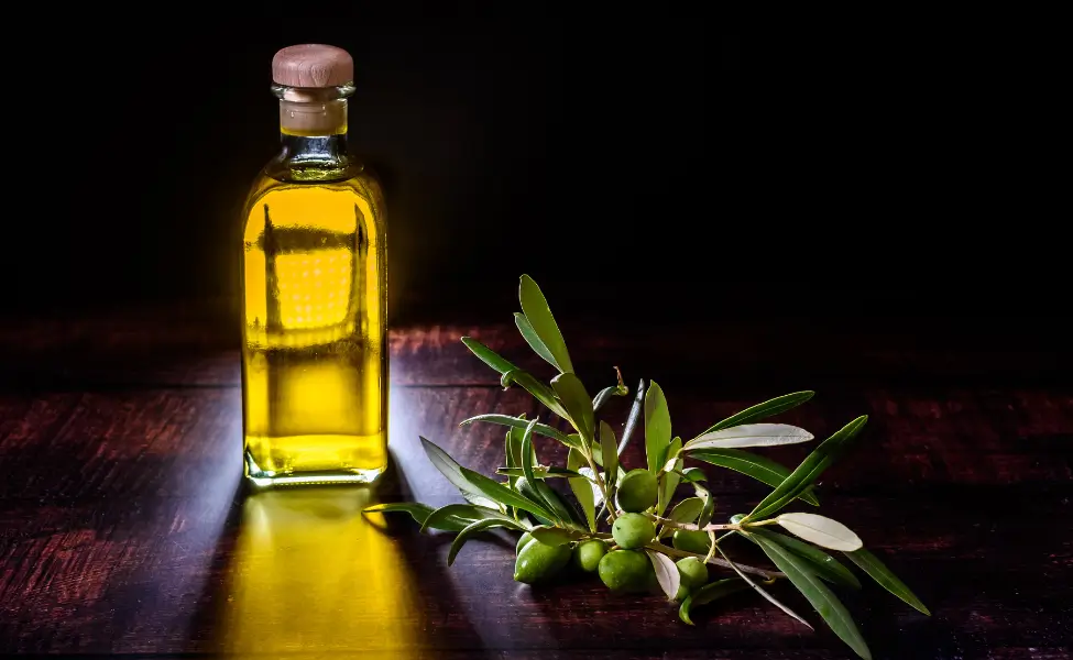 Pantry staples Extra: Virgin Olive Oil