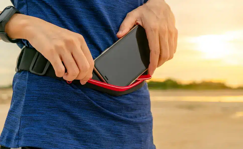 Leaf your phone in your pocket